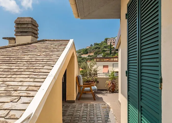 Houseofpoet Parking Seaview Terrace Ac