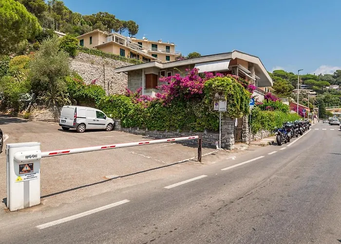 Houseofpoet Parking Seaview Terrace Ac